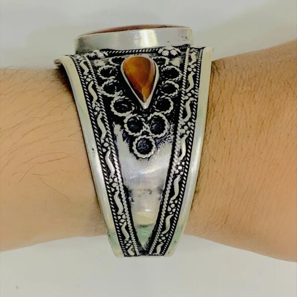Single Vintage Kuchi Cuff Bracelet: Handmade Tribal Stone Statement Jewelry - Picture 2 of 6